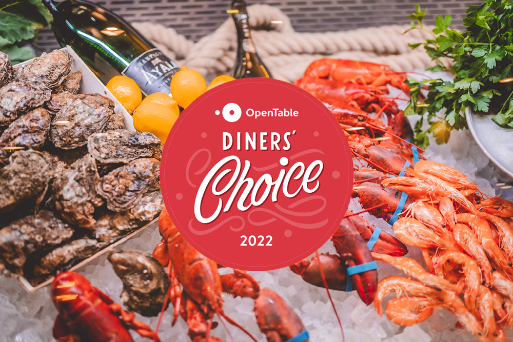 Diner Choice Award. Dahinter Fischgerichte